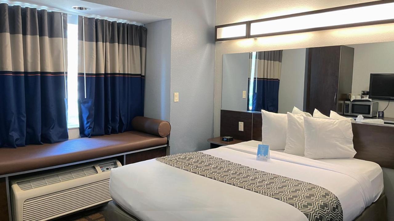 Microtel Inn & Suites By Wyndham Michigan City Ngoại thất bức ảnh