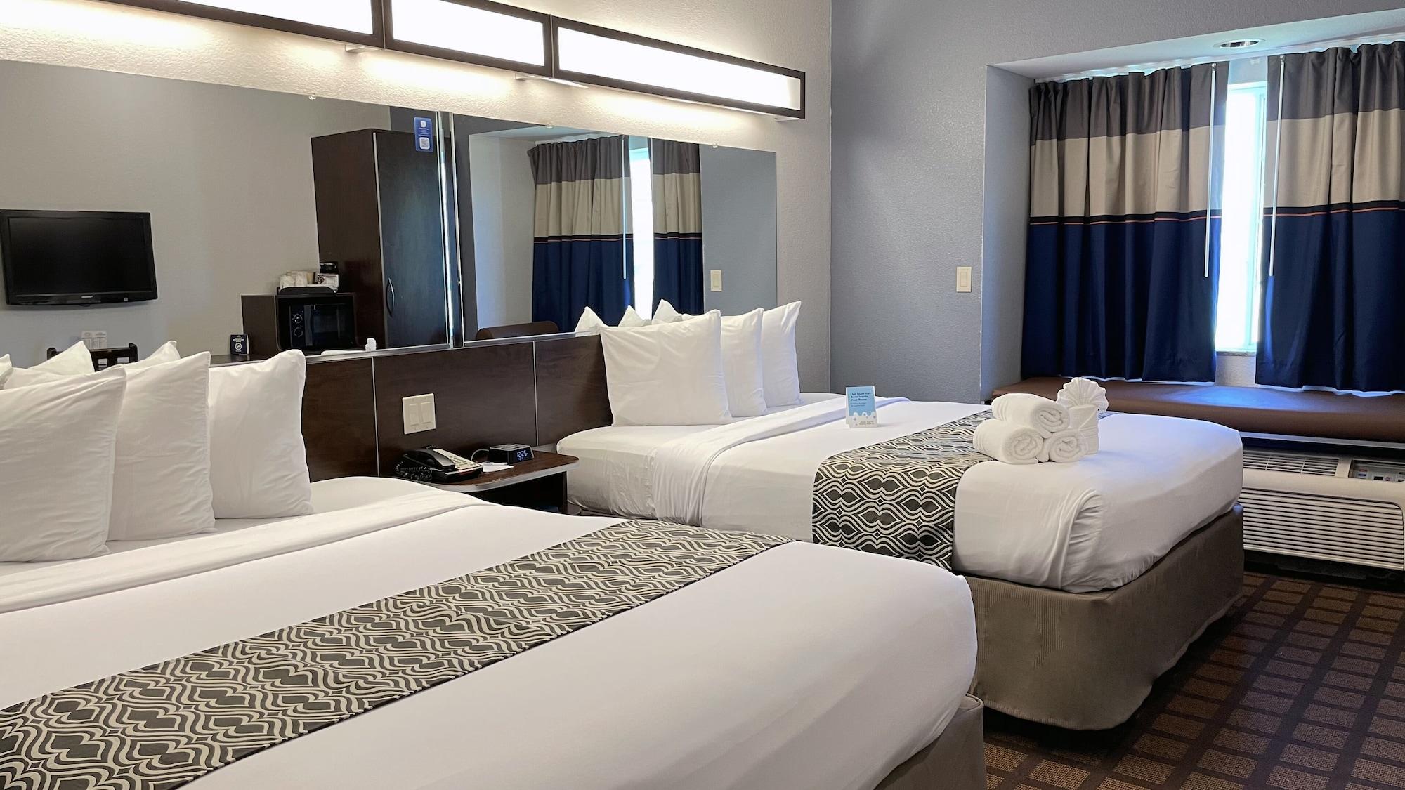 Microtel Inn & Suites By Wyndham Michigan City Ngoại thất bức ảnh
