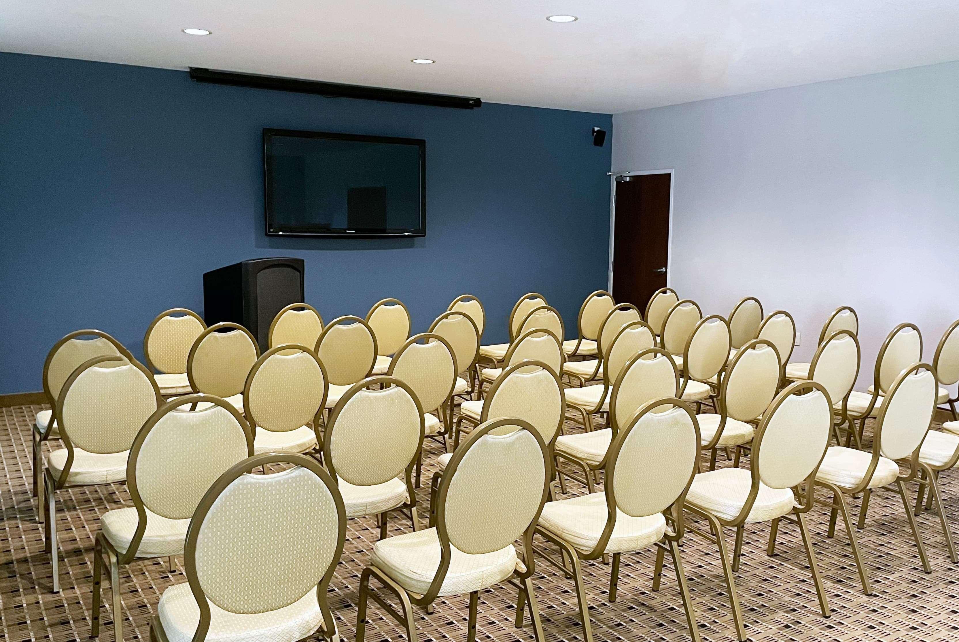 Microtel Inn & Suites By Wyndham Michigan City Ngoại thất bức ảnh