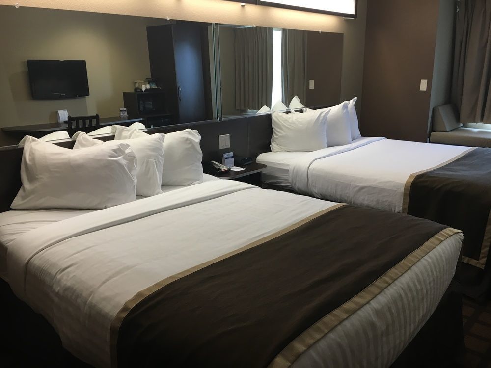 Microtel Inn & Suites By Wyndham Michigan City Ngoại thất bức ảnh